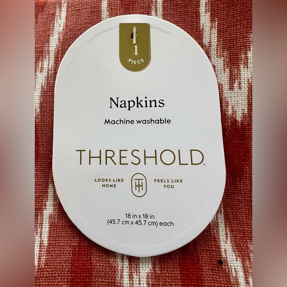 Threshold Rust Orange Table Cloth Napkins. 6 napkins total. - Picture 2 of 3